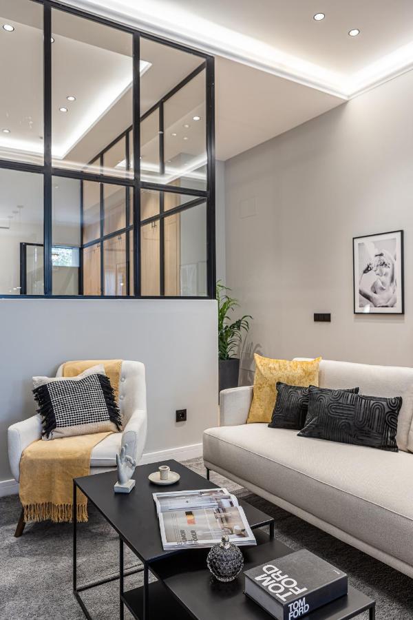 Totec Ventures Apartment Madrid Luaran gambar